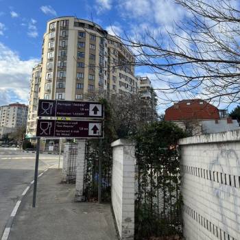 Продается 1-комнатная квартира, 50 м²