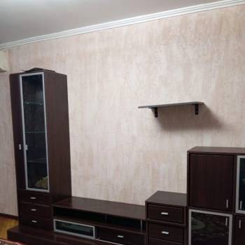 Сдается 2-х комнатная квартира, 70 м²