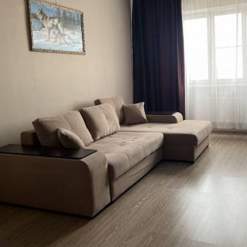 Сдается 1-комнатная квартира, 50 м²