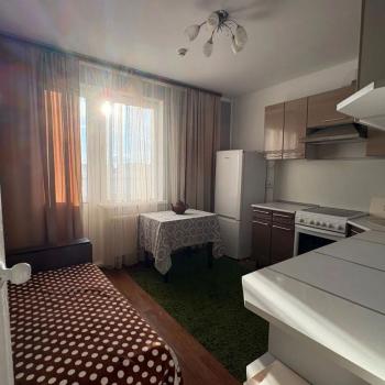 Сдается 1-комнатная квартира, 43 м²