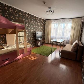 Сдается 1-комнатная квартира, 43 м²