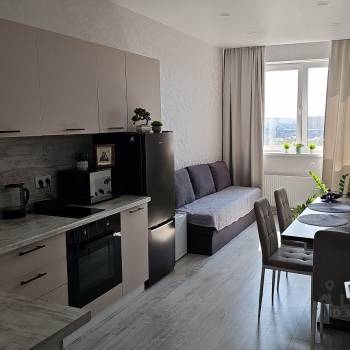 Сдается 1-комнатная квартира, 40 м²