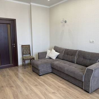 Сдается 2-х комнатная квартира, 78 м²