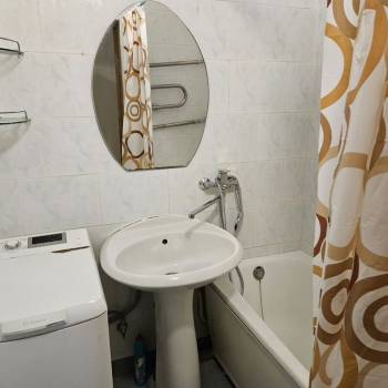 Сдается Многокомнатная квартира, 67 м²