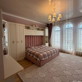 Продается Дом, 282 м²