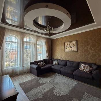 Продается Дом, 282 м²