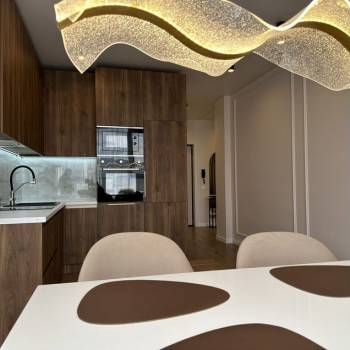 Сдается 1-комнатная квартира, 51 м²