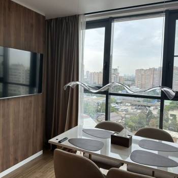 Сдается 1-комнатная квартира, 51 м²