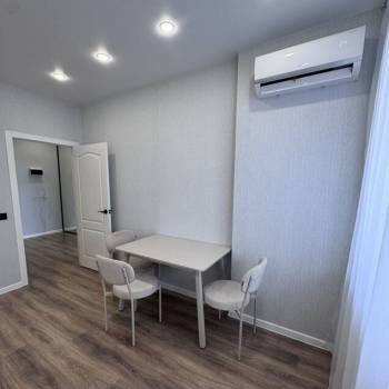 Сдается 1-комнатная квартира, 45 м²
