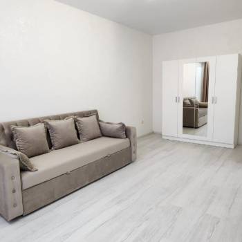 Сдается 1-комнатная квартира, 42 м²