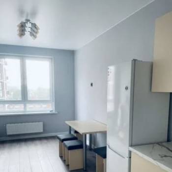 Сдается 1-комнатная квартира, 38 м²