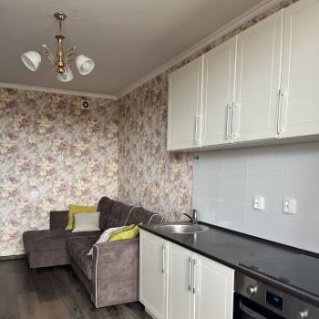 Сдается 1-комнатная квартира, 48 м²