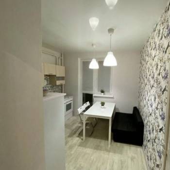 Сдается 1-комнатная квартира, 40 м²
