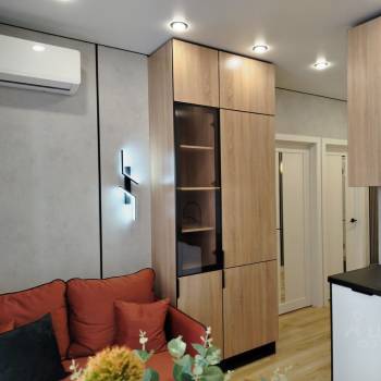 Продается 1-комнатная квартира, 42 м²