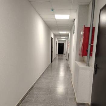 Продается 1-комнатная квартира, 42 м²