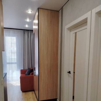Продается 1-комнатная квартира, 42 м²