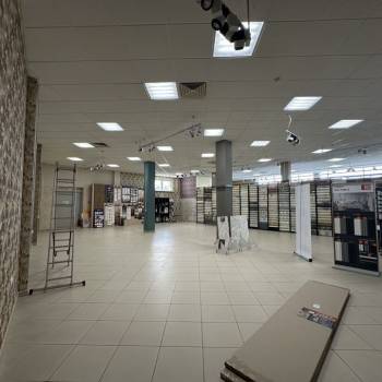 Сдается Торговое помещение, 150 м²