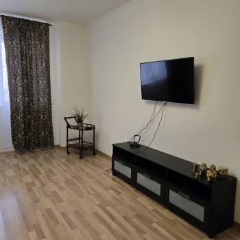 Продается 2-х комнатная квартира, 76,3 м²