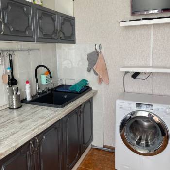 Продается 1-комнатная квартира, 35 м²