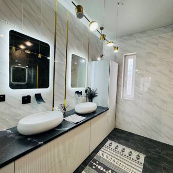 Сдается Дом, 240 м²