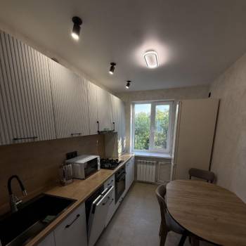 Сдается Многокомнатная квартира, 61 м²
