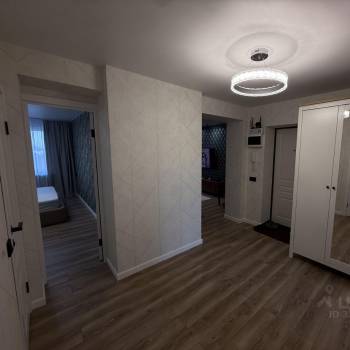 Сдается Многокомнатная квартира, 61 м²