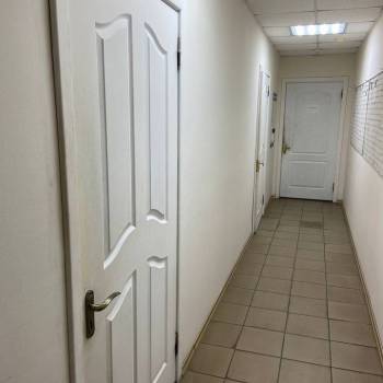 Сдается Нежилое помещение, 236 м²