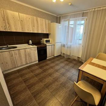 Сдается 1-комнатная квартира, 38 м²