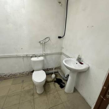 Сдается Нежилое помещение, 162 м²