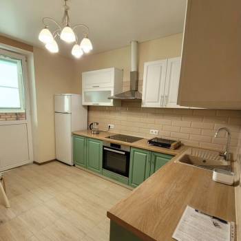 Сдается 1-комнатная квартира, 40,3 м²