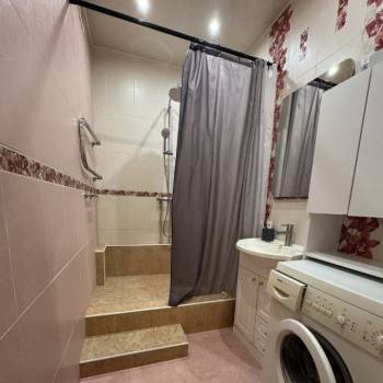 Продается 1-комнатная квартира, 58,1 м²