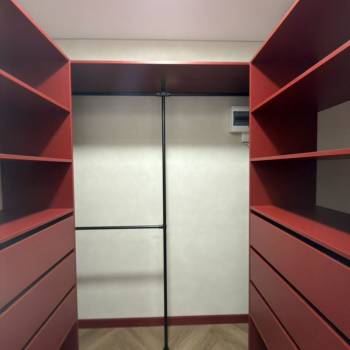 Продается 3-х комнатная квартира, 40 м²