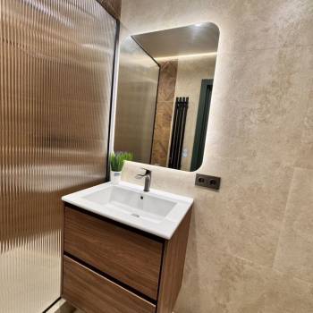 Продается 1-комнатная квартира, 37 м²
