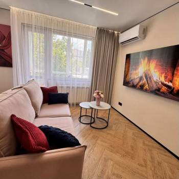 Продается 1-комнатная квартира, 37 м²