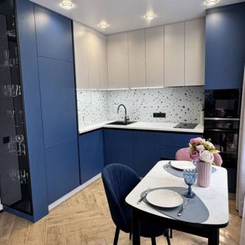 Продается 1-комнатная квартира, 37 м²