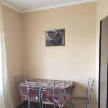 Сдается 1-комнатная квартира, 42 м²