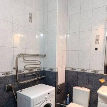 Сдается 1-комнатная квартира, 50 м²