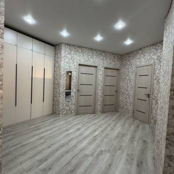 Продается 3-х комнатная квартира, 108 м²