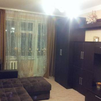 Сдается Многокомнатная квартира, 60 м²