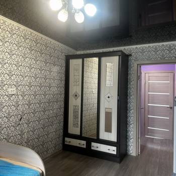 Сдается Многокомнатная квартира, 60 м²