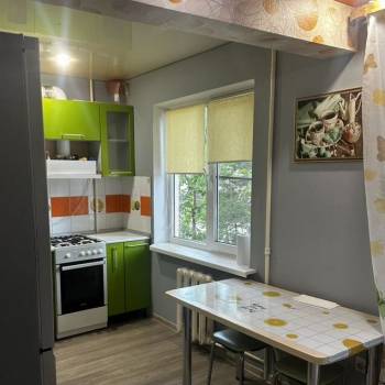 Сдается Многокомнатная квартира, 60 м²