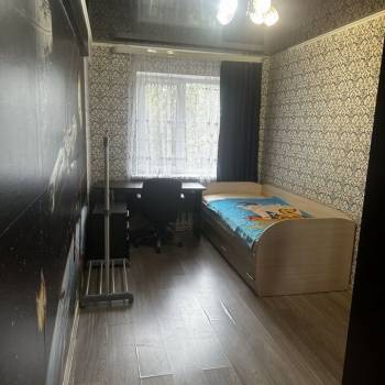 Сдается Многокомнатная квартира, 60 м²