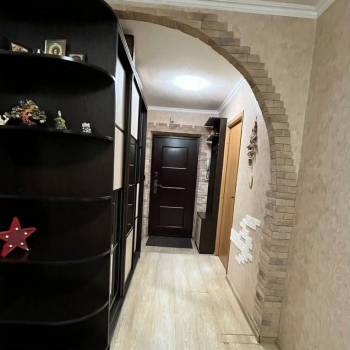 Продается Многокомнатная квартира, 92,3 м²
