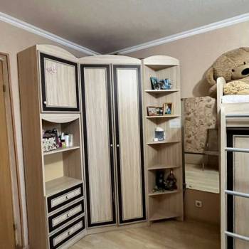 Продается Многокомнатная квартира, 92,3 м²