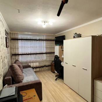 Продается Многокомнатная квартира, 92,3 м²