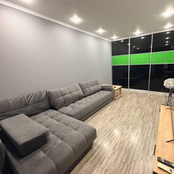 Сдается 2-х комнатная квартира, 57 м²