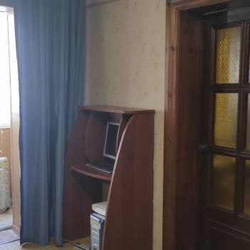 Продается Многокомнатная квартира, 74,4 м²