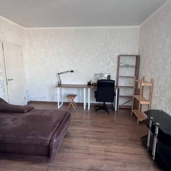 Сдается 2-х комнатная квартира, 60 м²