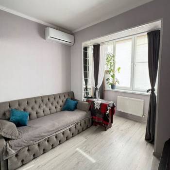 Продается 1-комнатная квартира, 40,7 м²