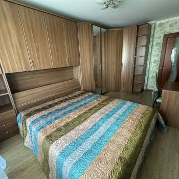 Сдается Многокомнатная квартира, 60 м²